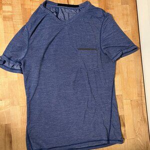 Men's Small Lululemon Short Sleeve Pocket T Shirt Lightweight Blue
